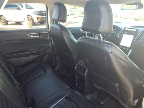 Used 2022 Ford Edge SEL w/ Convenience Package image 13