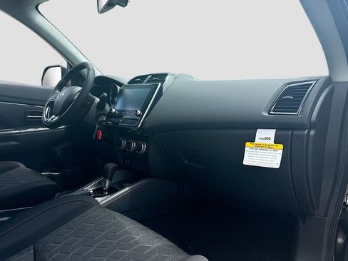 New 2026 Mitsubishi Outlander Sport LE AWD/4WD image 30