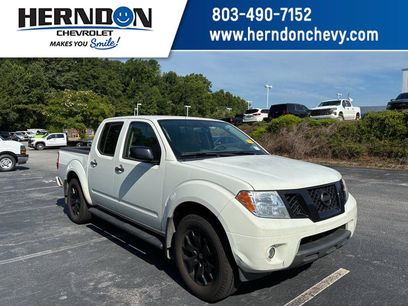 Used 2020 Nissan Frontier SV w/ Midnight Edition Floor Mats