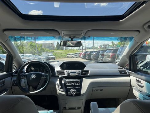 Used 2012 Honda Odyssey EX-L image 19