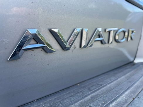 Used 2003 Lincoln Aviator AWD image 12