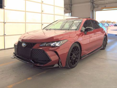 Used 2020 Toyota Avalon TRD image 4
