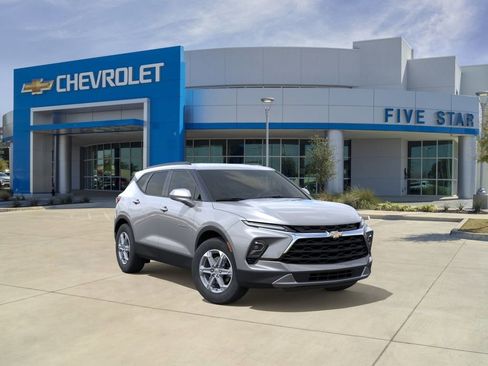 New 2026 Chevrolet Blazer LT w/ Convenience Package FWD image 1