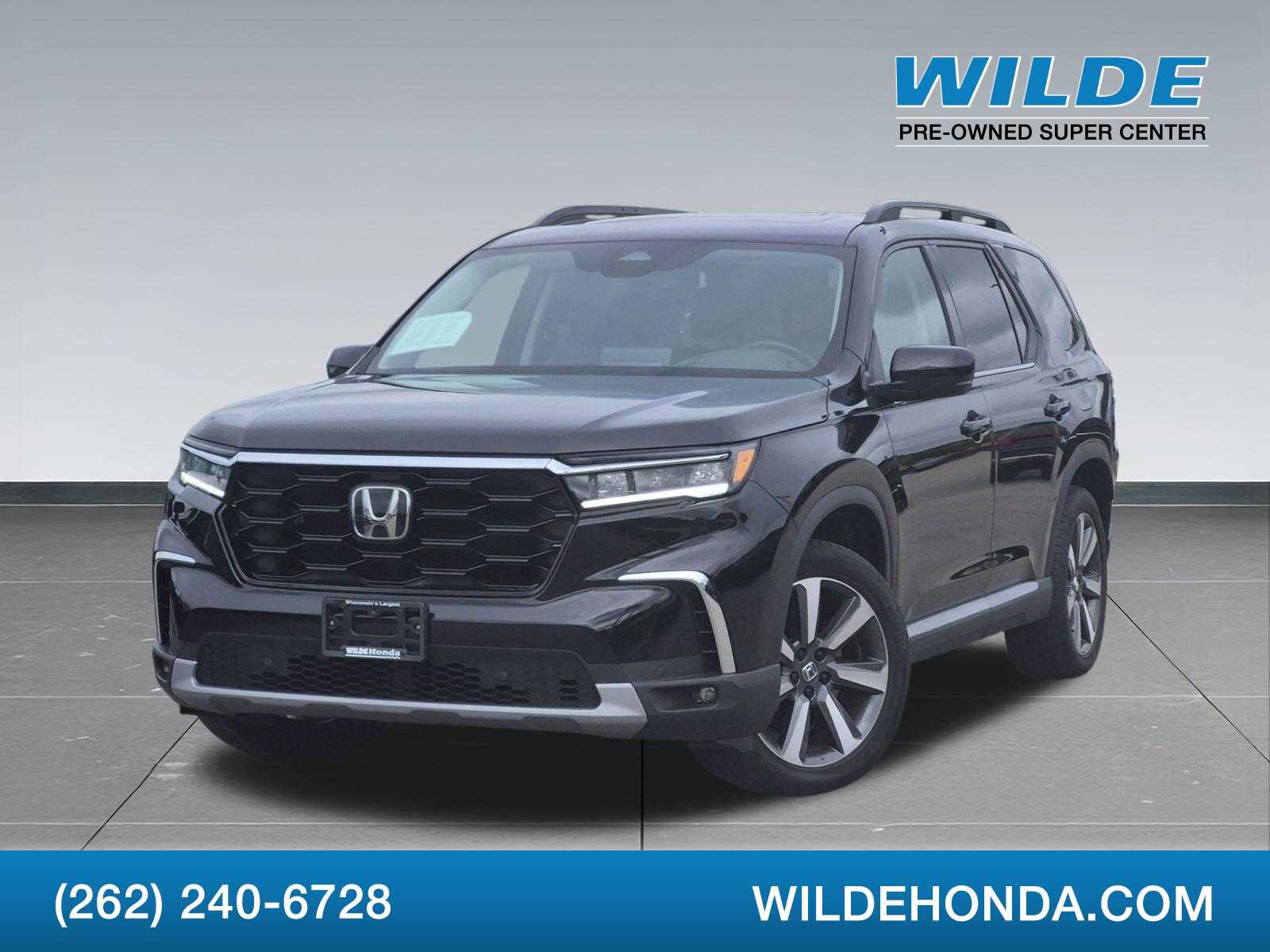 Certified 2024 Honda Pilot Touring image 1