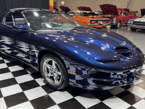 Used 1999 Pontiac Firebird Formula w/ Security Pkg image 8