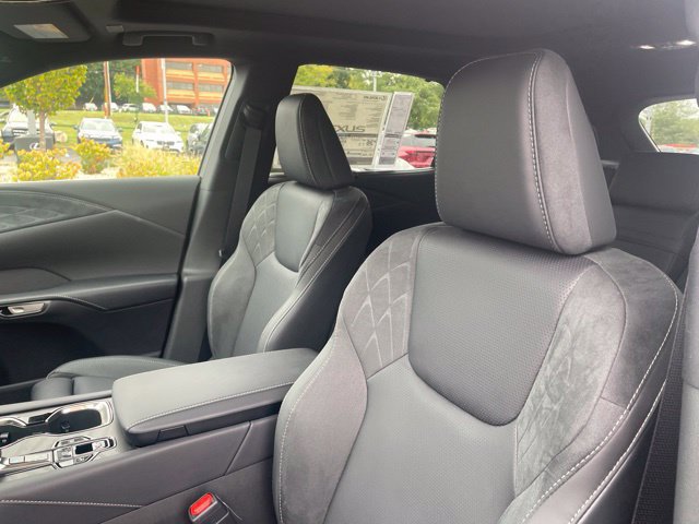 New 2026 Lexus RX 350 w/ Convenience Package AWD/4WD image 10