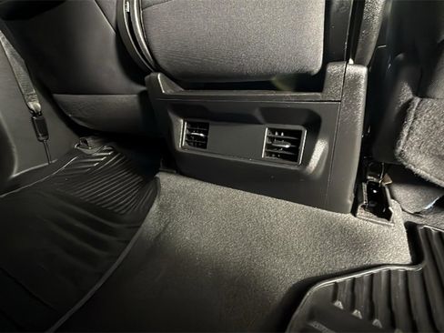 Used 2022 Chevrolet Silverado 1500 Custom Trail Boss w/ LPO, Dark Essentials Package image 27