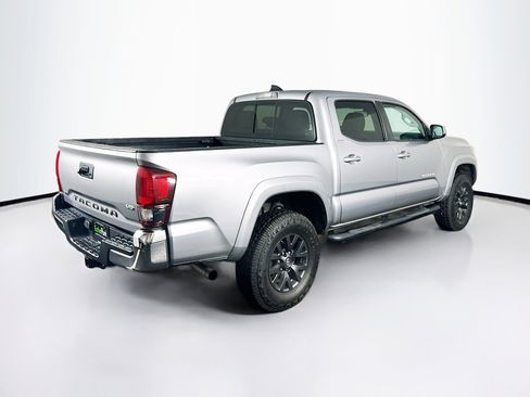 Used 2021 Toyota Tacoma SR5 image 9