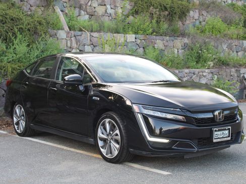 Used 2018 Honda Clarity Plug-In Hybrid image 4