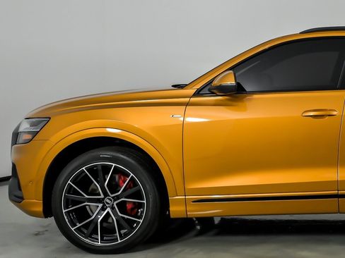 Used 2022 Audi Q8 Premium Plus AWD/4WD image 7