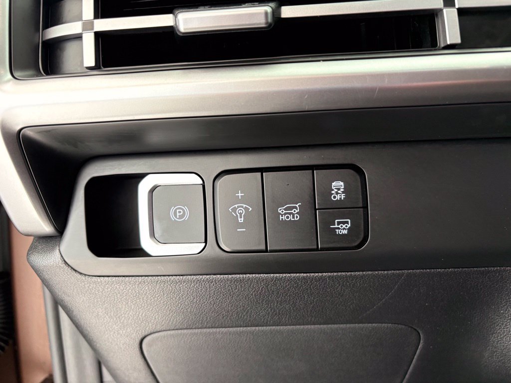 Used 2024 Hyundai Santa Fe XRT AWD/4WD image 6