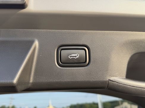 Used 2025 Hyundai Tucson SEL FWD image 35