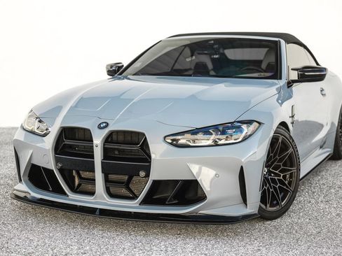 Used 2022 BMW M4 xDrive Competition w/ Executive Package AWD/4WD image 2