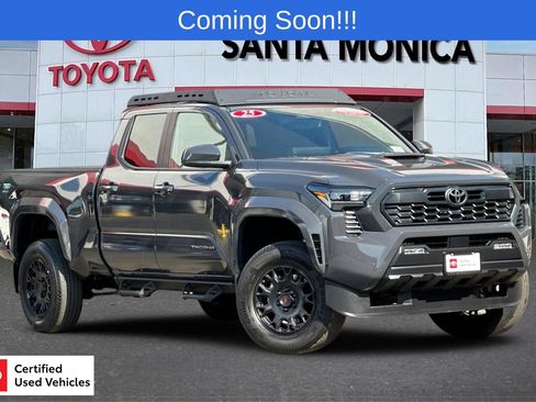 Certified 2025 Toyota Tacoma TRD Sport AWD/4WD image 1