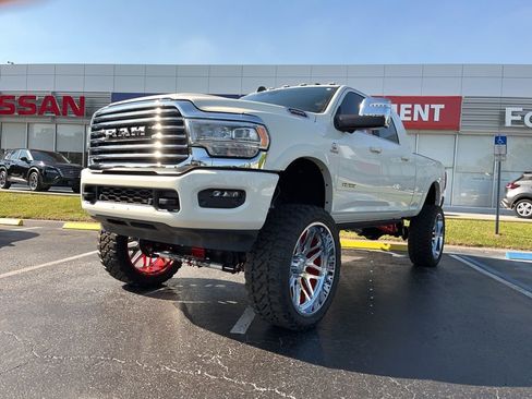 Used 2023 RAM 2500 Limited image 2