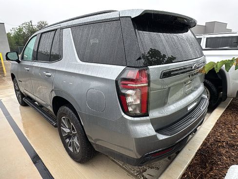 Used 2024 Chevrolet Tahoe Z71 w/ Luxury Package image 5