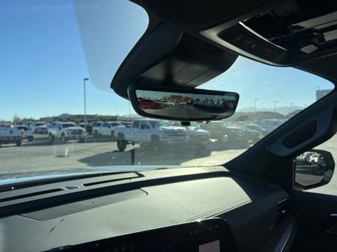 New 2026 Chevrolet Suburban High Country w/ Sun And Tow Package image 17