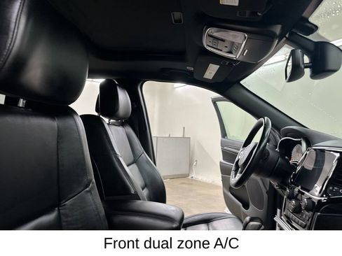 Used 2021 Jeep Grand Cherokee Limited AWD/4WD image 25