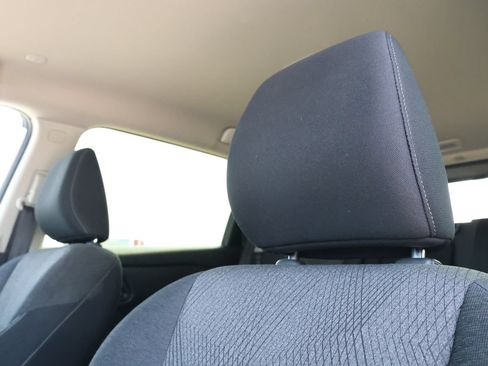 Used 2024 Nissan Rogue SV FWD image 14