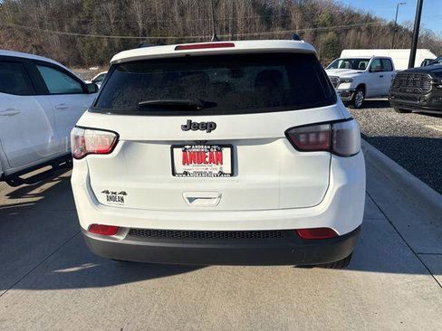 New 2026 Jeep Compass Latitude image 7