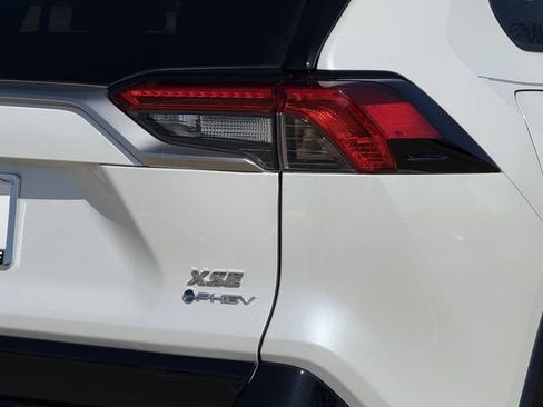 Used 2025 Toyota RAV4 XSE w/ Premium Package image 7
