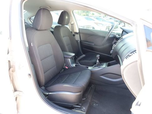 Used 2016 Kia Forte LX FWD image 21