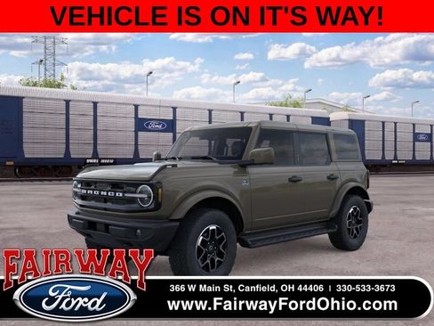 New 2026 Ford Bronco Outer Banks AWD/4WD image 1