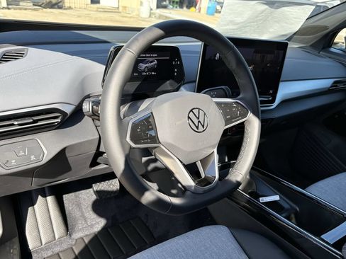 Used 2025 Volkswagen ID.4 Pro RWD image 14