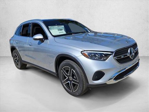 Used 2026 Mercedes-Benz GLC 300 image 7