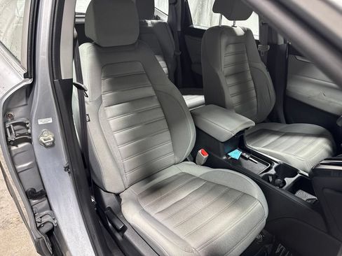 Used 2018 Honda CR-V LX image 10
