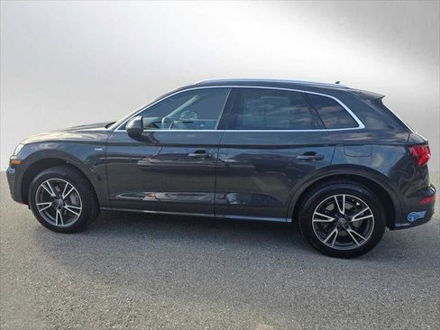 Used 2020 Audi Q5 e Premium Plus w/ Premium Plus Package image 6