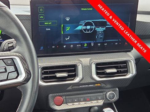 Used 2026 Ford Mustang Premium RWD image 19