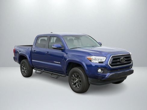 Used 2023 Toyota Tacoma SR5 AWD/4WD image 7