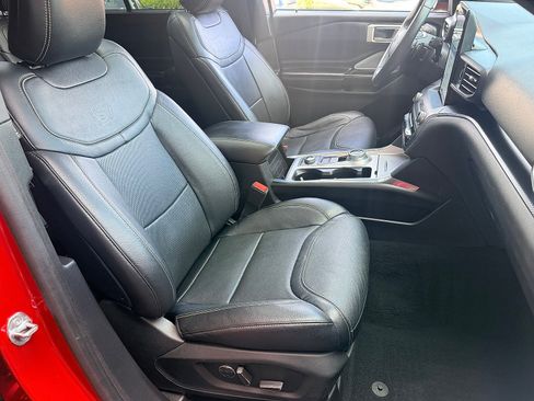Used 2020 Ford Explorer ST w/ ST Street Pack AWD/4WD image 40