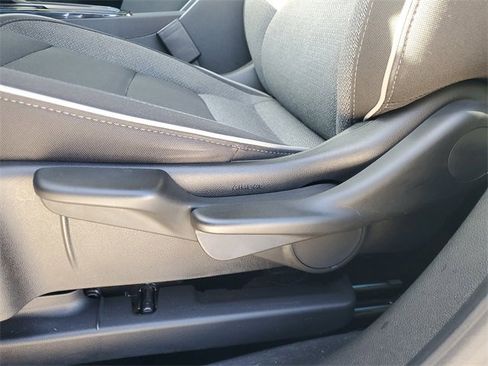 Used 2021 Chevrolet TrailBlazer LS image 18