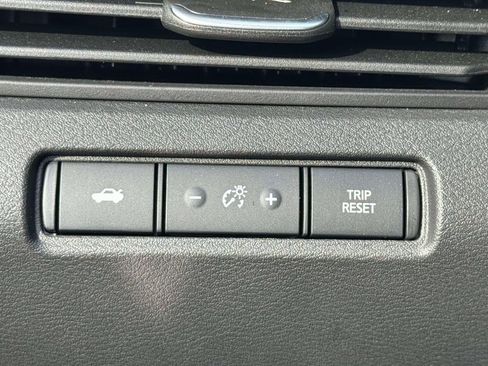 Used 2025 Nissan Altima 2.5 S image 18