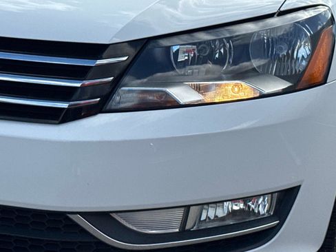 Used 2015 Volkswagen Passat 1.8T Sport image 9