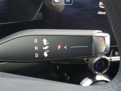 New 2025 Chevrolet Blazer EV LT image 30