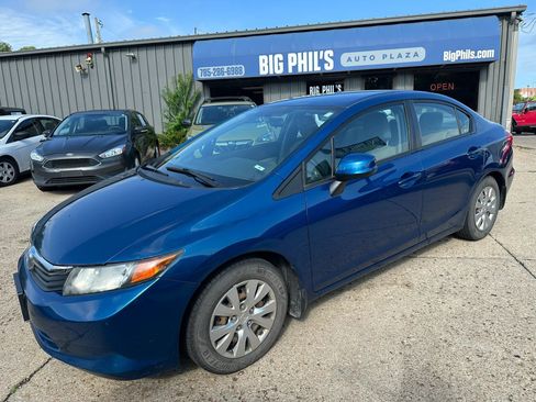 Used 2012 Honda Civic LX image 3