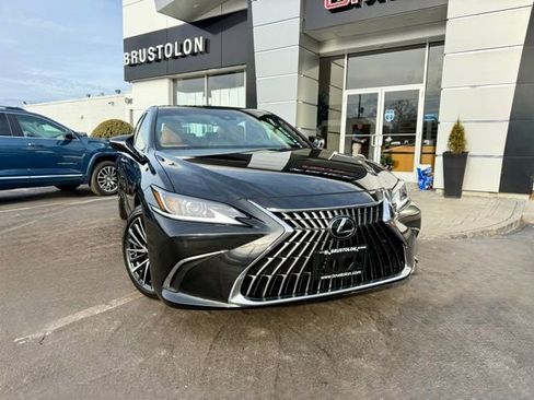 Used 2024 Lexus ES 350 w/ Premium Package image 5