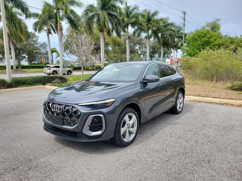 Used 2025 Audi Q5 Premium Plus w/ Premium Plus image 5