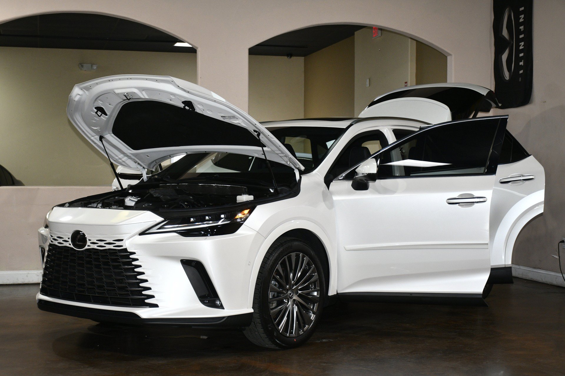 Used 2023 Lexus RX 350 AWD w/ Accessory Package image 90