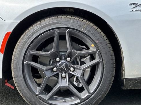 New 2024 Dodge Charger R/T w/ Plus Group image 28