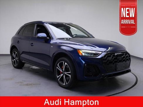 Certified 2025 Audi Q5 2.0T Premium Plus AWD/4WD image 3