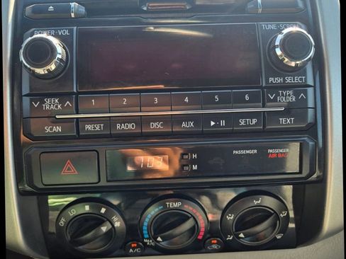 Used 2012 Toyota Tacoma PreRunner image 24