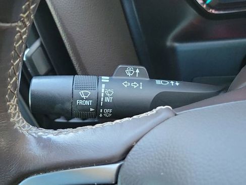 Used 2018 Chevrolet Silverado 1500 LT w/ All Star Edition image 27