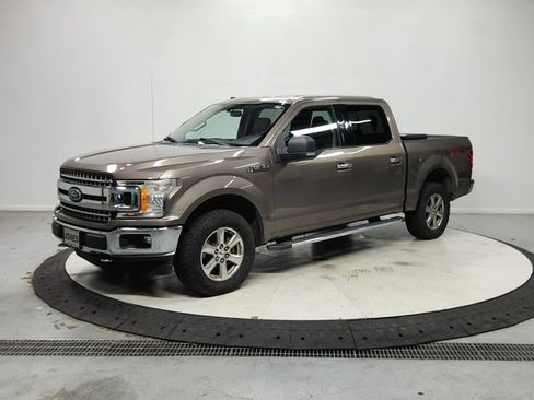 Used 2018 Ford F150 XLT w/ Equipment Group 302A Luxury AWD/4WD image 4