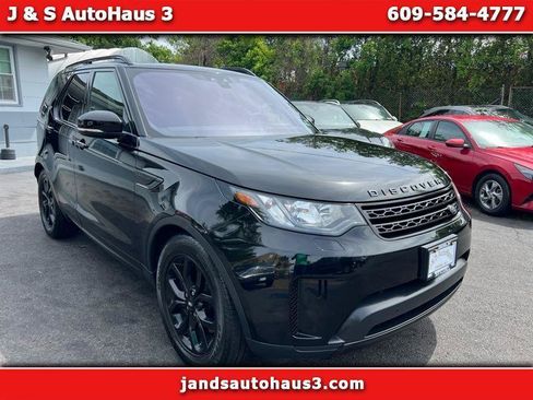 Used 2018 Land Rover Discovery SE AWD/4WD image 1