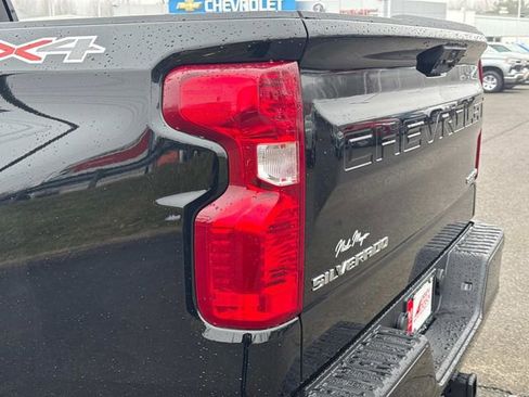 New 2026 Chevrolet Silverado 1500 Custom AWD/4WD image 12
