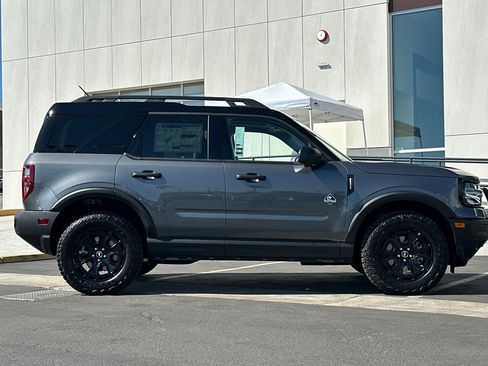 New 2025 Ford Bronco Sport Outer Banks w/ Sasquatch Outer Banks Package AWD/4WD image 2